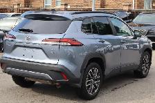 2026 Toyota Corolla Cross LE AWD - Photo 3