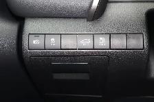 2022 Toyota Camry HYBRID LE - Photo 9