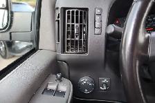 2023 Chevrolet Express RWD 3500 135' LT 12 passenger - Photo 10