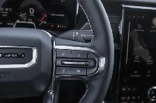 2026 GMC Acadia Denali Ultimate - Photo 23