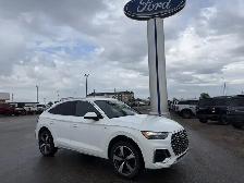 2023 Audi Q5 Sportback Progressiv 45 Quattro / LOADED! / LOW KM! - Photo 2