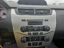2011 Ford Focus - Photo 20