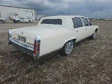 1987 Cadillac Brougham - Photo 5