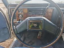 1987 Cadillac Brougham - Photo 17