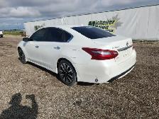 2018 Nissan Altima - Photo 26