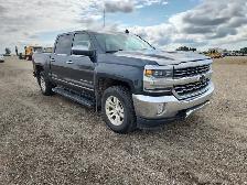 2017 Chevrolet Silverado 1500 - Photo 2