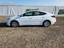 2020 Hyundai ELANTRA - Photo 5