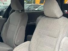 2020 Toyota Sienna LE 8-Passenger | HEATED SEATS | CRUISE CONTRO - Photo 18
