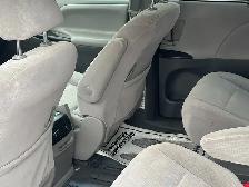 2020 Toyota Sienna LE 8-Passenger | HEATED SEATS | CRUISE CONTRO - Photo 20