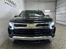 2026 Chevrolet Silverado 1500 Crew Cab Short Box 4-Wheel Drive L - Photo 2