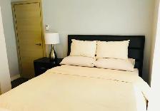 Downtown 2 Bedroom Condo for Rent A louer - Photo 5