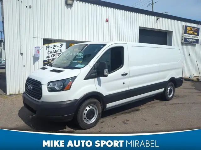 Ford Transit Van T-250 toit bas 148 po PNBV de 9 000 lb porte pi