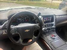 2017 Chevrolet Suburban 4WD 4dr 1500 Premier - Photo 11