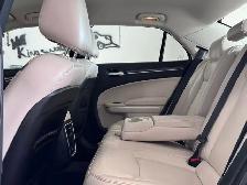 2016 Chrysler 300 4dr Sdn Touring AWD - Photo 18