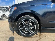 2021 Ford Expedition Max Limited AWD 7 Passenger | Command Start - Photo 15