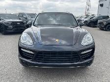 2013 Porsche Cayenne TURBO/AWD/NAVI/CAM/DVD/LEATHER/ROOF - Photo 2