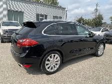 2013 Porsche Cayenne TURBO/AWD/NAVI/CAM/DVD/LEATHER/ROOF - Photo 7