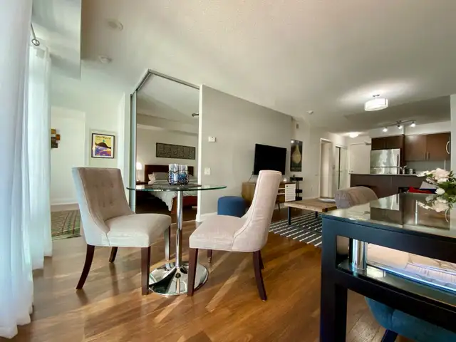 Furnished 1 Den Yonge & Eglinton | 735 Sq Ft | Utilities   WiFi