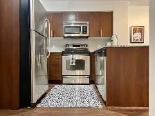Furnished 1 Den Yonge & Eglinton | 735 Sq Ft | Utilities   WiFi - Photo 4