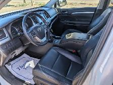 2016 Toyota Highlander - Photo 4
