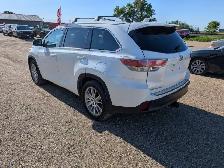 2016 Toyota Highlander - Photo 19