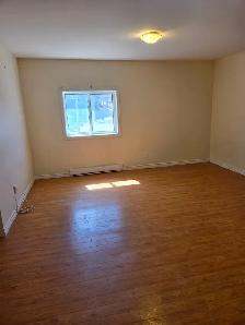 NEW SUDBURY/KINGSWAY AREA - Photo 2