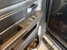 2023 RAM 1500 Warlock Hemi | Local | Warranty Remaining - Photo 15
