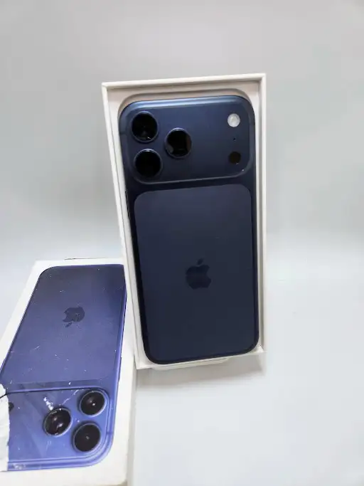 iPhone 17ProMax 256gb Blue 100% With Apple Care Warranty