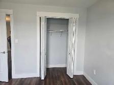 HUGE 2BR - BEST VALUE & PRIME LOCATION-Cornwall - Photo 8