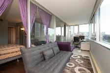 Room for Rent in Heart of Byword Market (Sept. - May) - Photo 6