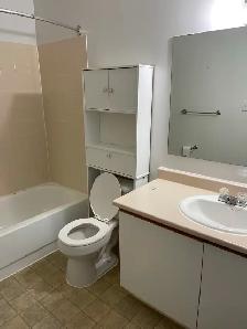 141 Dundas St W - Photo 3
