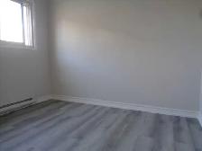 141 Dundas St W - Photo 4
