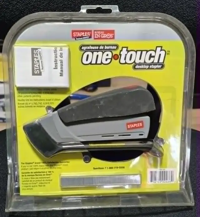NEW SEALED STAPLES ONE-TOUCH STAPLER – 20 SHEETS – $10