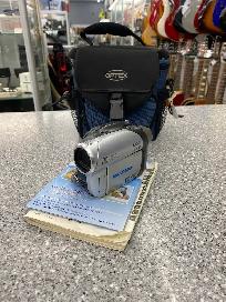Sony DCR-DVD103 Camcorder - Photo 4