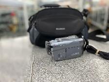 Canon ELURA  80 Digital Video Camcorder