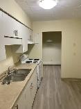 Dunn Park Apartments in Niagara Falls - Photo 6
