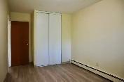 Dunn Park Apartments in Niagara Falls - Photo 10