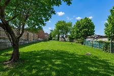 Premium & Quiet Neighborhood | 2BR   Walk-Out | Ravine | All Inc