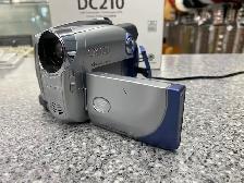 Canon DC210 DVD Camcorder - Photo 4