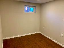 ALL-INCLUSIVE 3 Basement Rooms – Newly Renovated, Large windows - Photo 3