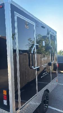 luxury portable washroom for rent - Photo 2