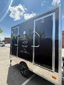 luxury portable washroom for rent - Photo 4