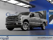 FORD SUPER DUTY F-250 SRW LARIAT 2026