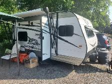 15.4 travel trailer - Photo 4