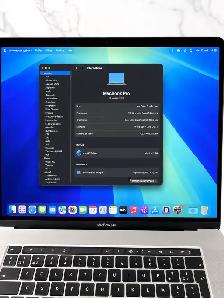 Macbook Pro 2019 16 Pouce 16G Ram I7 - Photo 2