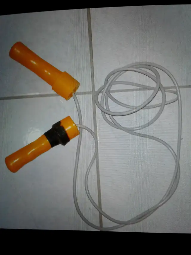 Jump Rope / skipping rope (weighted handles)