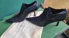Gucci womens ankle boots/2 sets