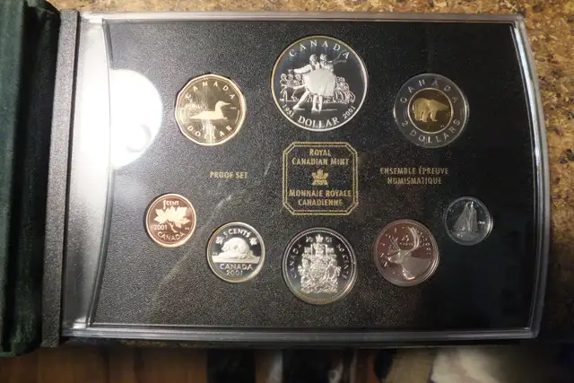 2001 Canada proof set