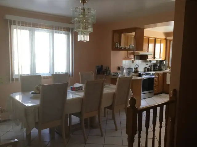 5 and Half Main Floor Duplex For Rent