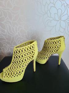 Brand New Women shoes Size 9 - Photo 2